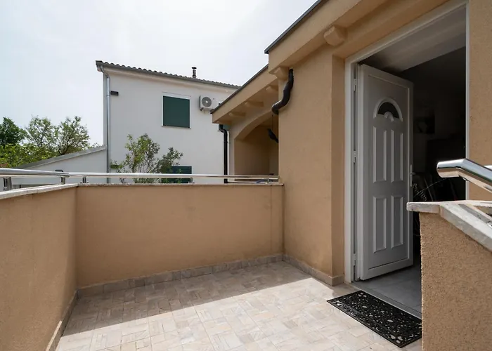 Apartamento By The Sea Tribanj Sibuljina, Paklenica - 17818 *