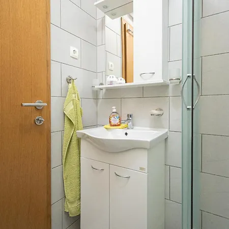 Apartamento By The Sea Tribanj Sibuljina, Paklenica - 17818